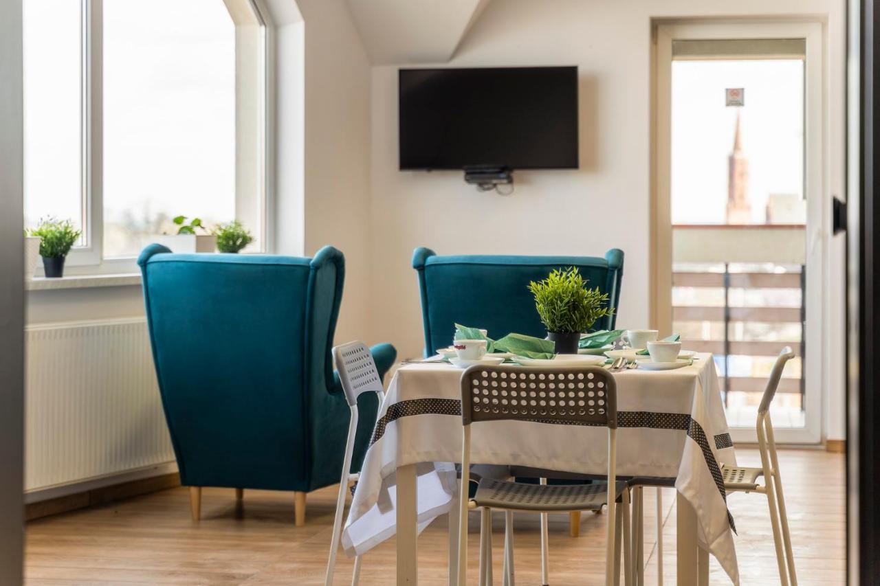 Gems Hostel Głogów Esterno foto