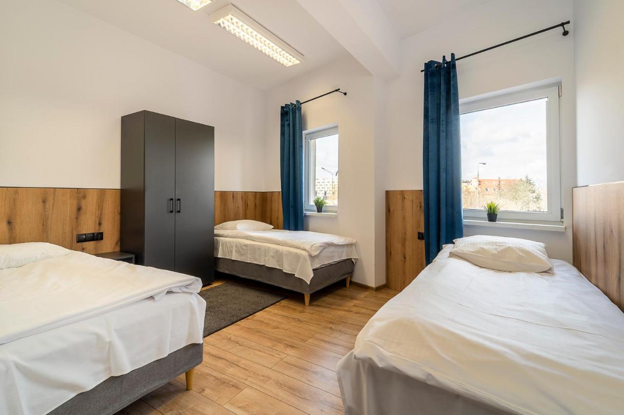 Gems Hostel Głogów Esterno foto